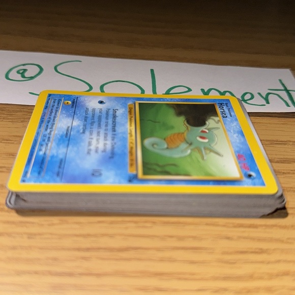 Pokemon 40 Random Cards Bulk - Picture 1 of 2